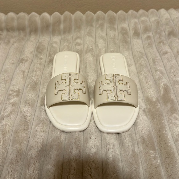 Tory Burch Double T Sport Slide Light Cream / Gold Women’s Size 8.5 - Picture 2 of 6